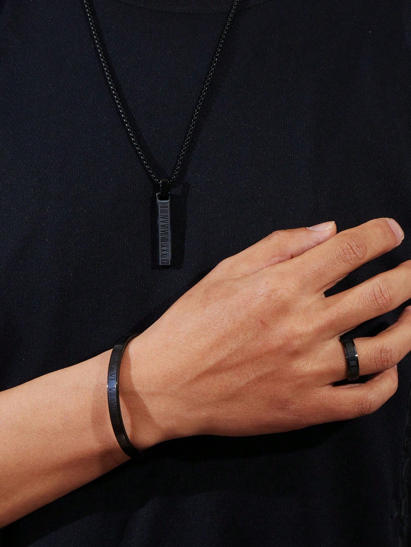 bracelets, bagues et colliers