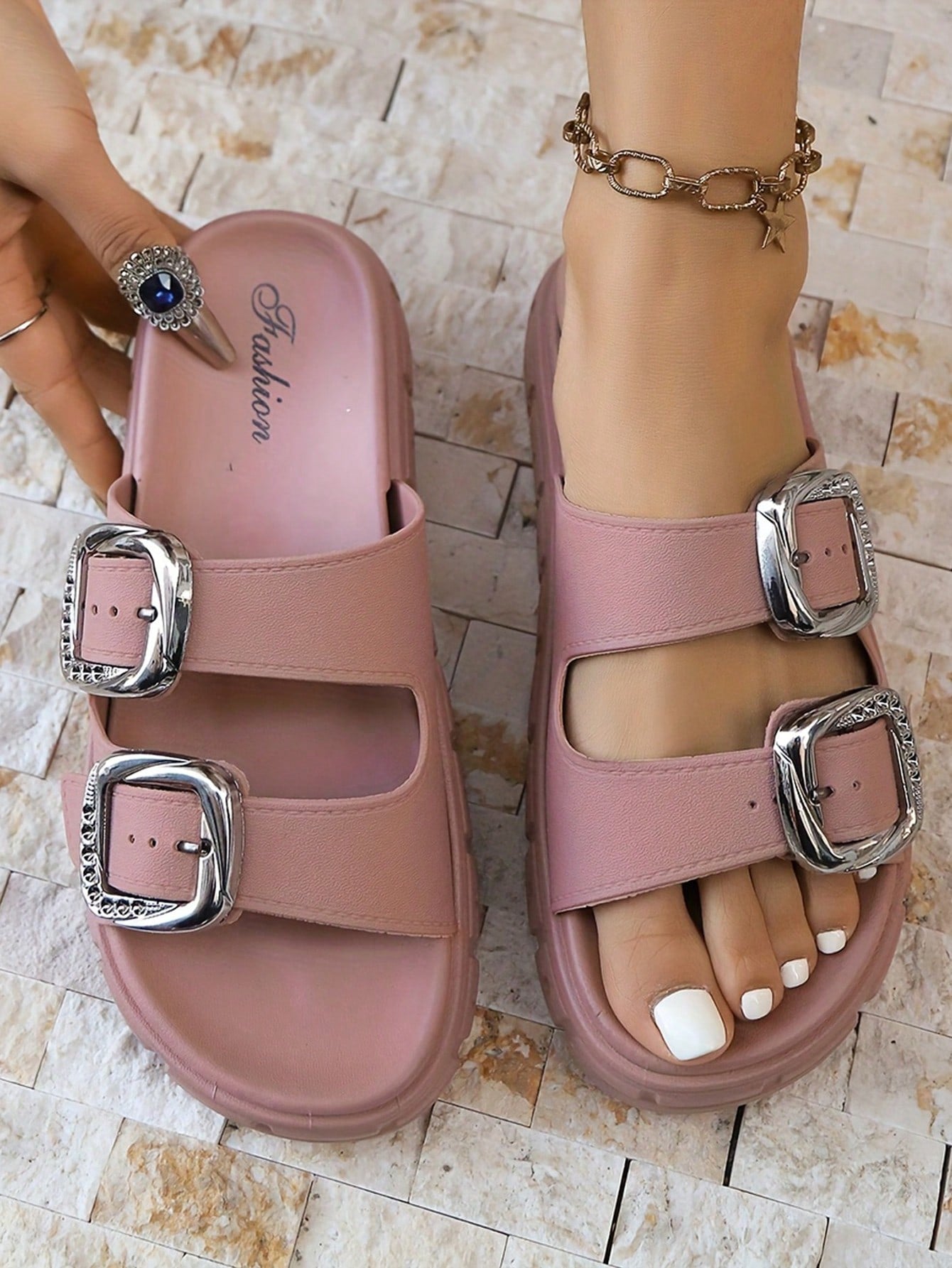 sandale